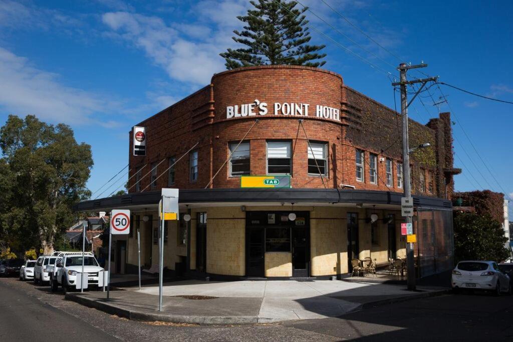 Blues Point Hotel Sydney Exteriör bild
